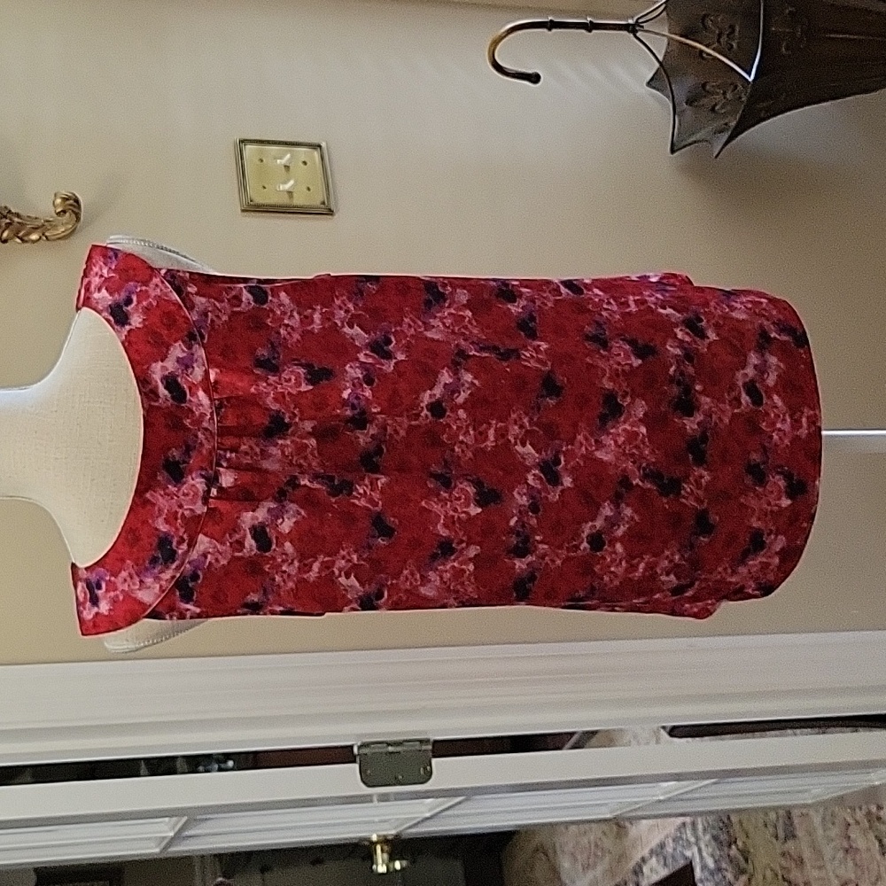 Ann Taylor Loft sleeveless top red purple print gathered neck stretch Large EUC - Picture 4 of 6
